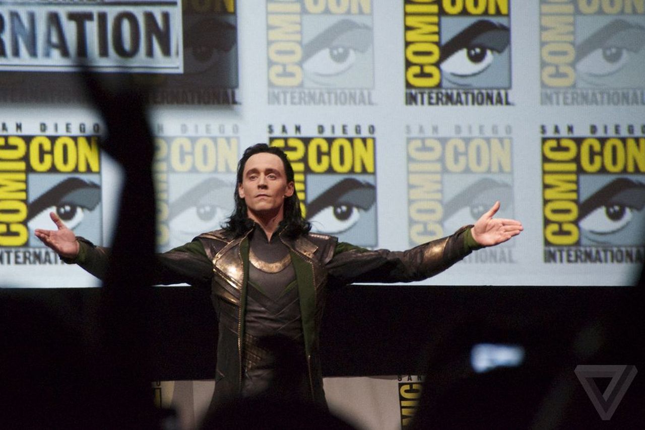 Tom Hiddleston is introduced as Loki for the first "Thor" at Comic con 2013.
