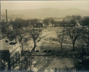 A view of the green and Hanover from Dartmouth's Baker bell tower, taken around 1920. Notice how limited Hanover is beyond the college, showing the town's reliance on the college. Source: Rauner Digital Archives at the Dartmouth College Library